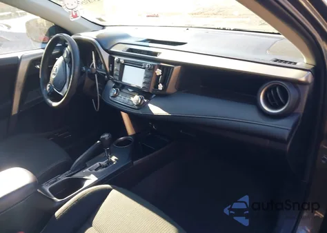 2014 Toyota Rav4 Xle z USA, uszkodzony, nr VIN 2T3RFREV3EW149746